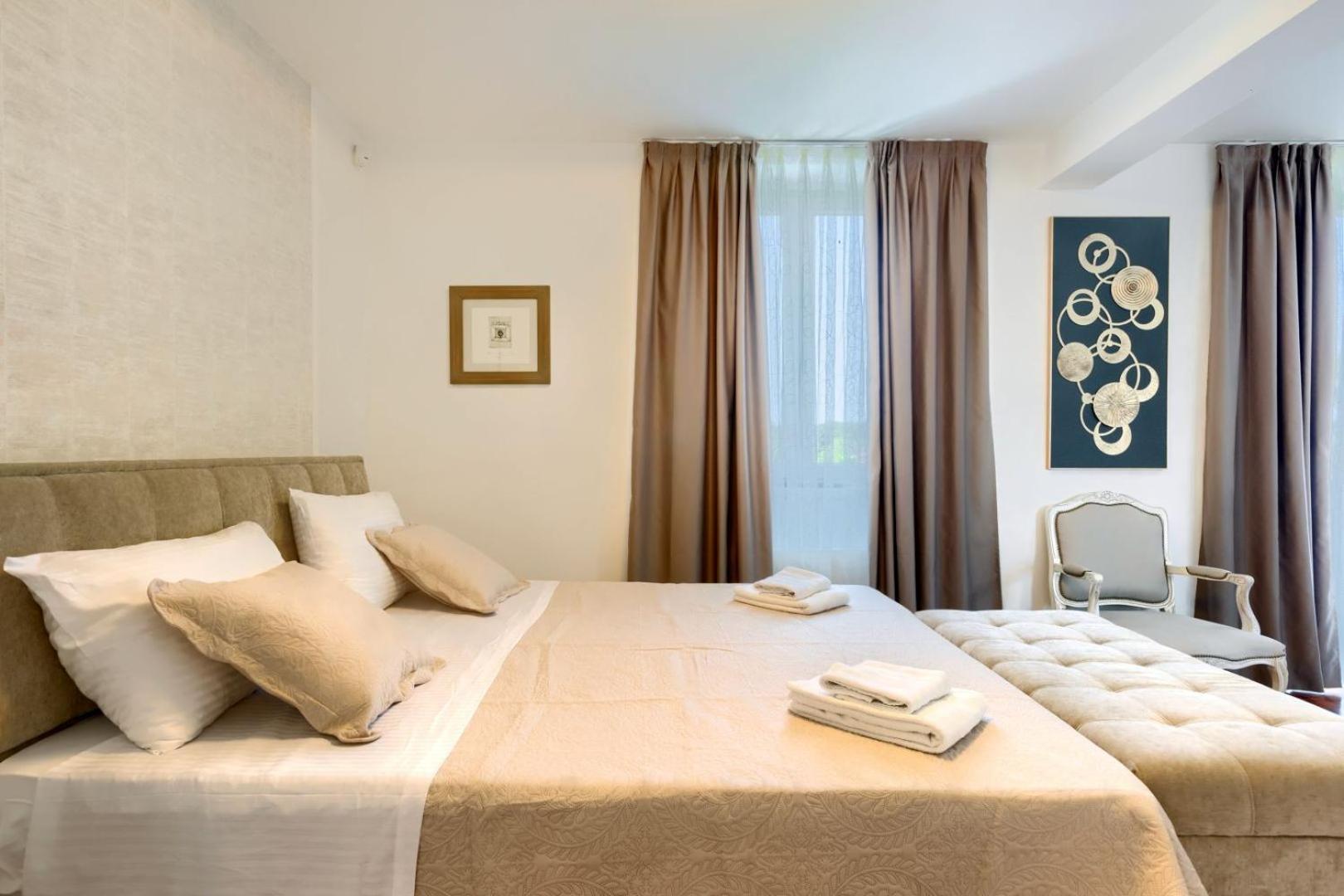 Villa Beautiful Bruna With Jacuzzi In Porec