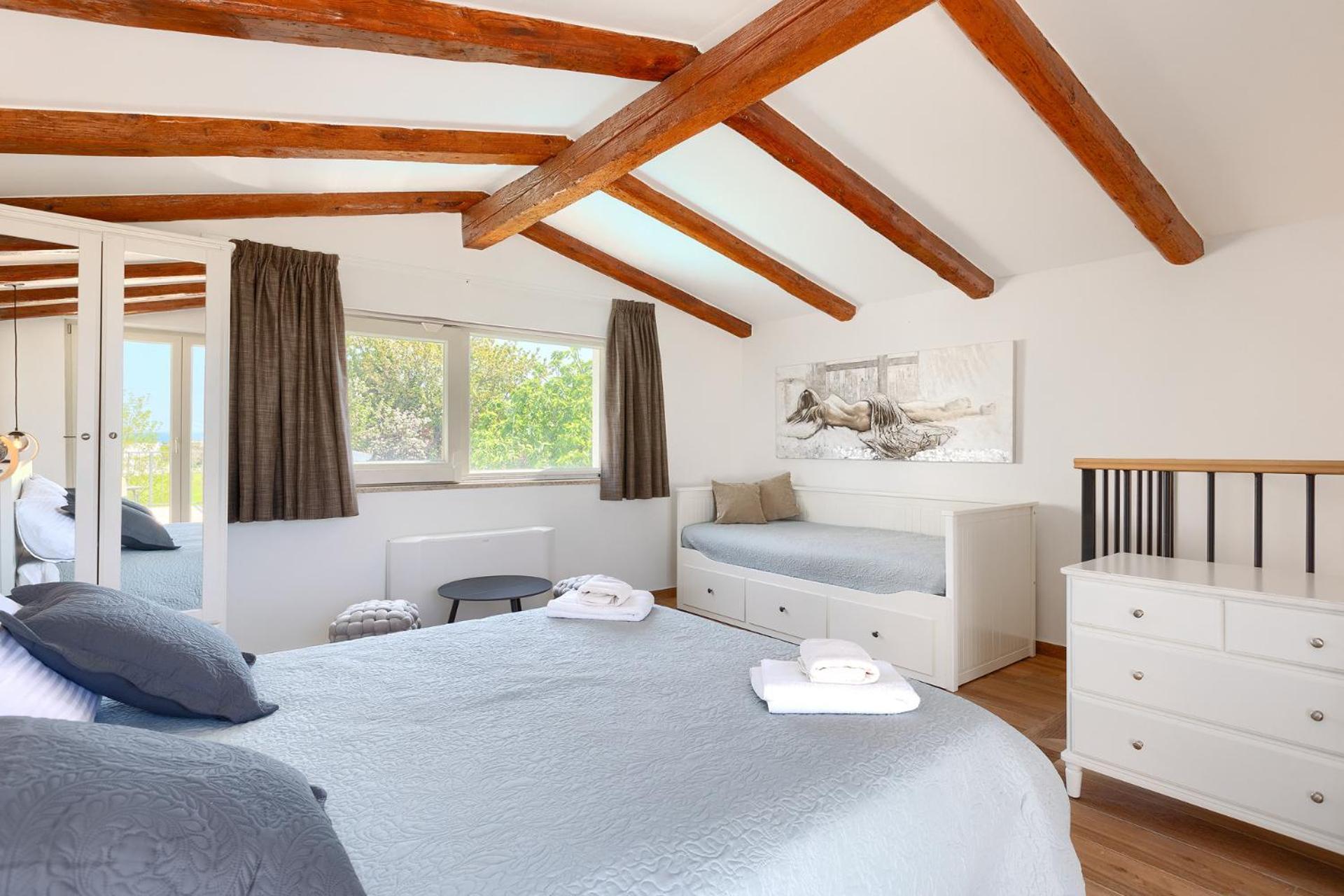 Villa Beautiful Bruna With Jacuzzi In *